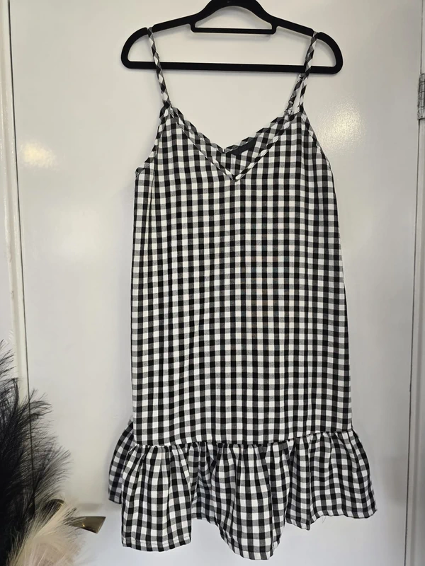 SHEIN Gingham Cami Dress – Black & White