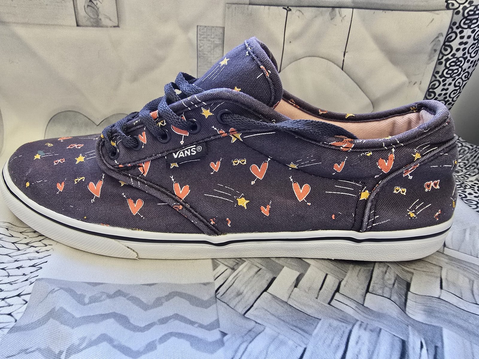 Vans Heart & Star Print Trainers – Navy