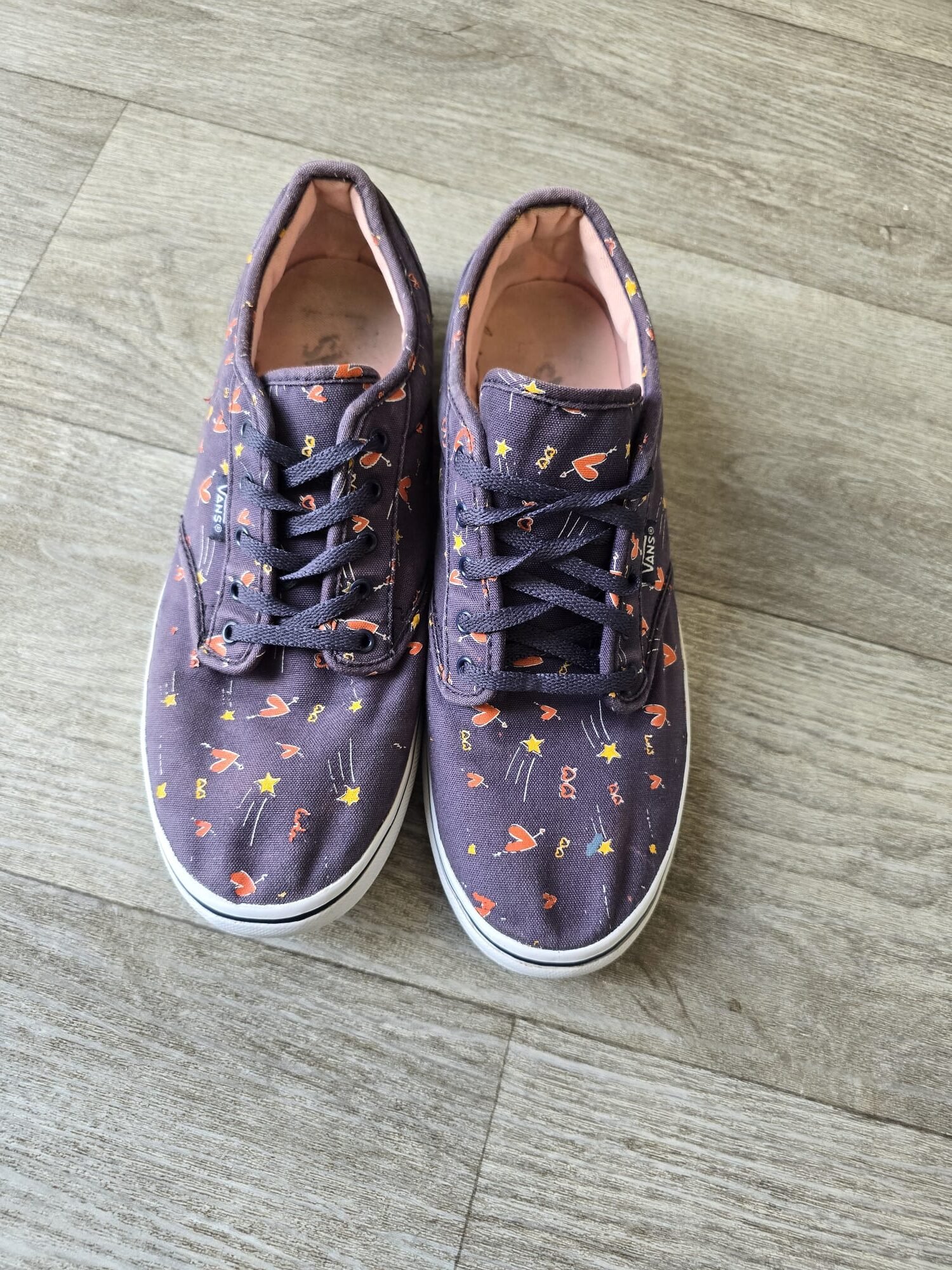 Vans Heart & Star Print Trainers – Navy - Image 4