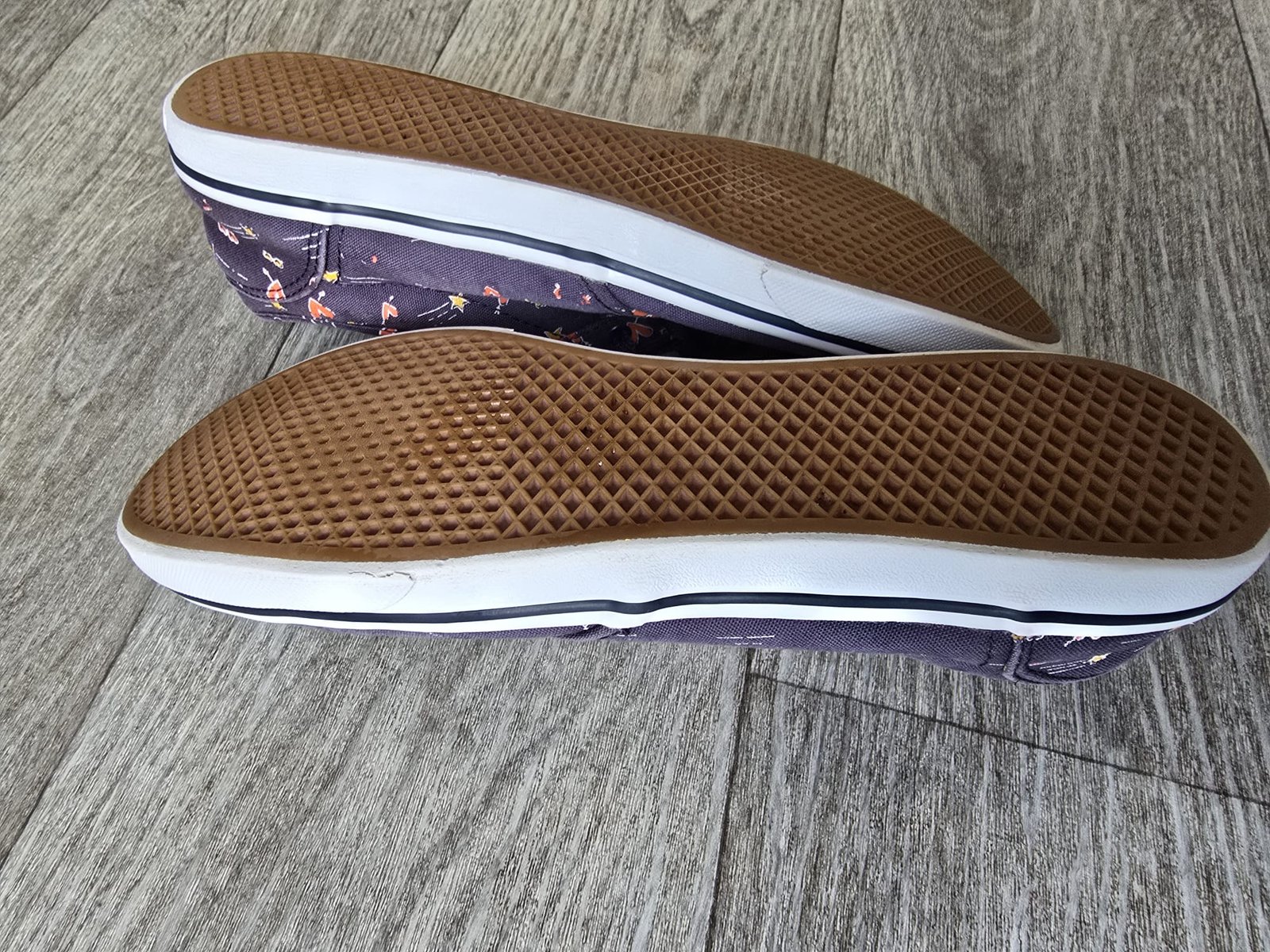 Vans Heart & Star Print Trainers – Navy - Image 9